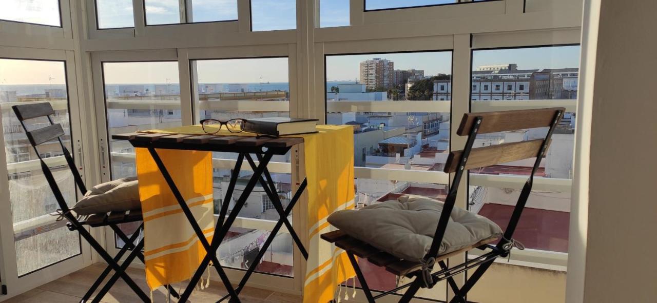 קדיז Gatu El Mirador De La Vina, Preferente Mayores De 25 Anos Y Familias מראה חיצוני תמונה